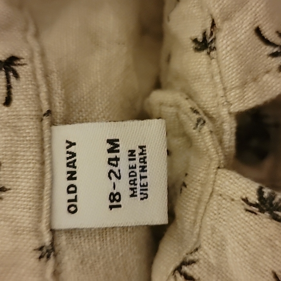 Old Navy Toddler Boy 12-18 month Romper - Picture 3 of 3